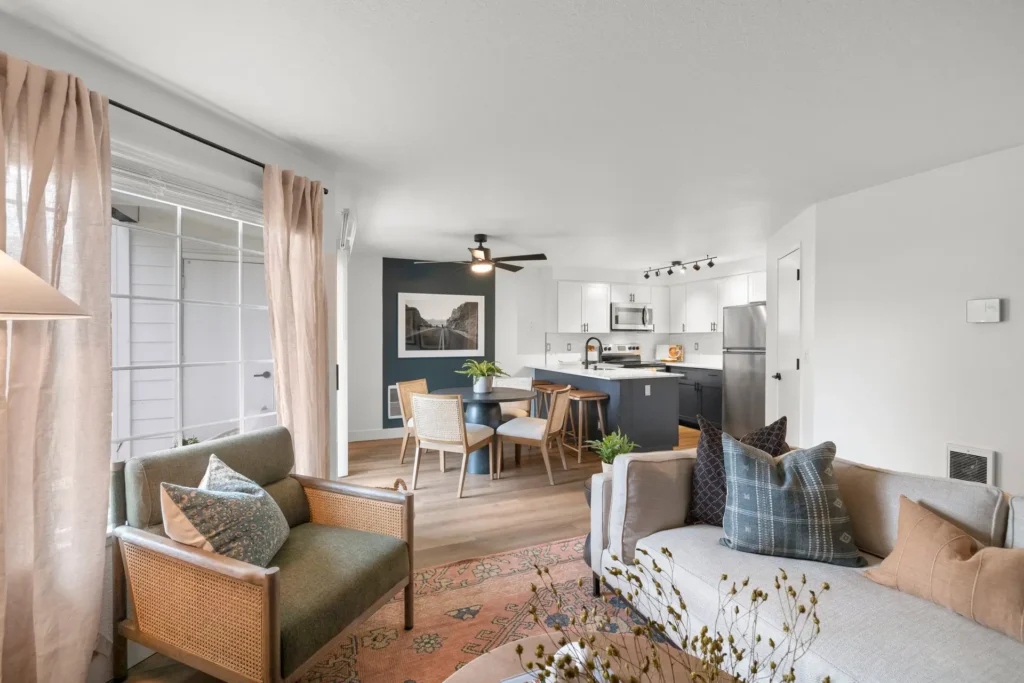 Open-concept living at Sedona at Bridgecreek apartments for rent in Vancouver, WA